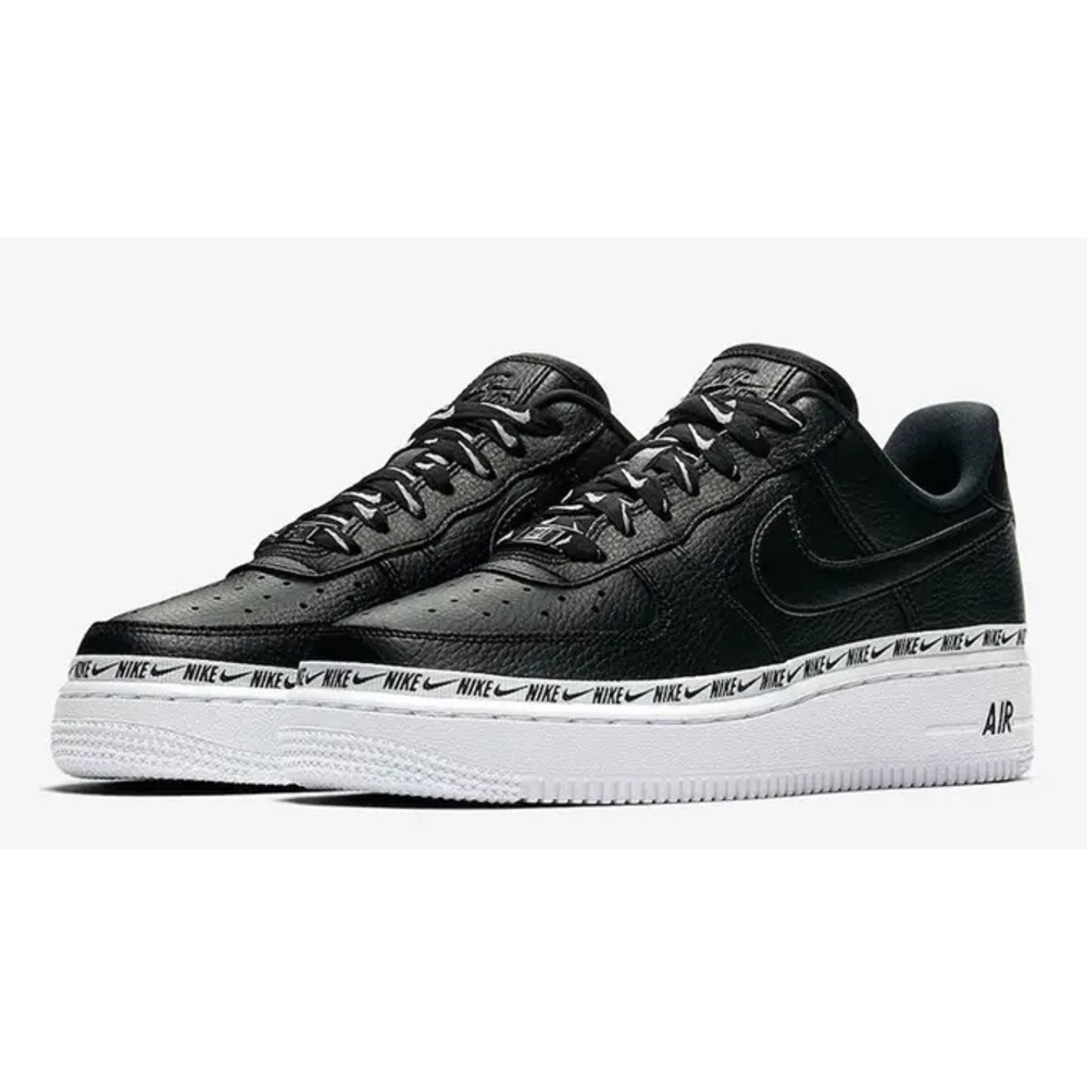 AUTHENTIC Womens Nike Air Force 1 Low Ribbon Pack with 1 pair extra black laces
